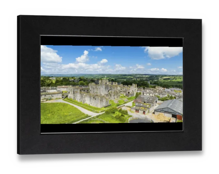 Stampa con cornice : Castello di Middleham da un drone, Middleham. Stampa con cornice : Castello di Middleham da un drone, Middleham.