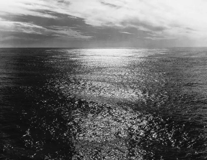 Stampa con cornice : Sunset. Soggiorno visto dalla coperta di un portoghettare da crociera primavera del '50 Stampa con cornice : Sunset. Soggiorno visto dalla coperta di un portoghettare da crociera primavera del '50
