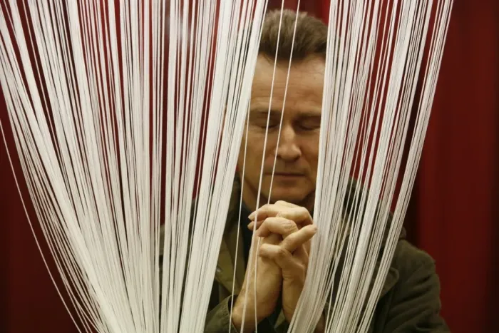 Stampa con cornice : Uomo in preghiera Stampa con cornice : Uomo in preghiera