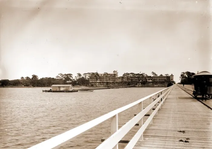 Stampa con cornice : Hotel Ormond dal ponte, Ormond, Fla, Alberghi, Resort, Ponti, Ferrovie a cavallo