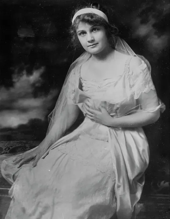 Stampa con cornice : Isabel B. Gardner, tra c1910 e c1915. Creatore: Bain News Service Stampa con cornice : Isabel B. Gardner, tra c1910 e c1915. Creatore: Bain News Service