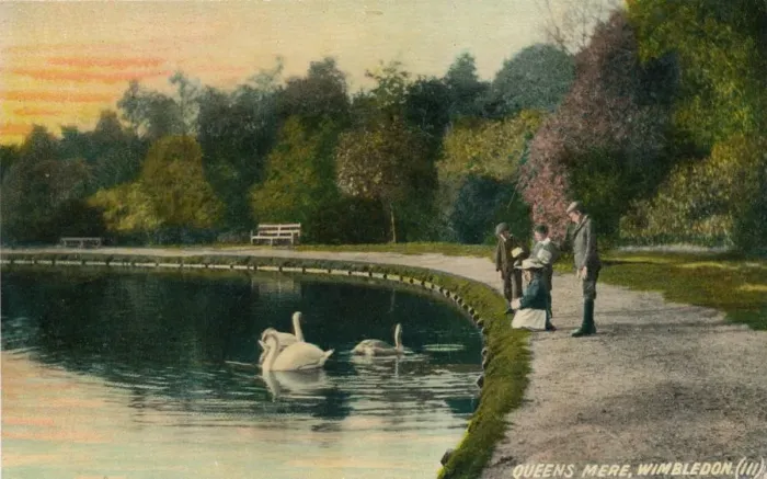 Stampa con cornice : Regine Mere, Wimbledon, c1910