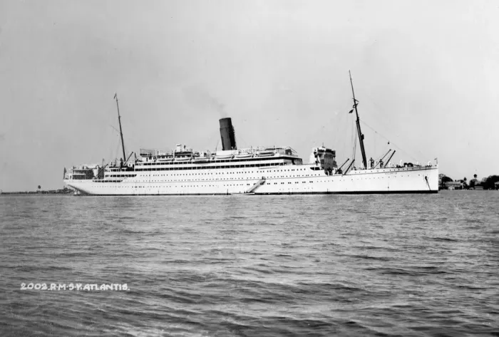 Stampa con cornice : RMS Atlantis, c1929-c1952 Stampa con cornice : RMS Atlantis, c1929-c1952