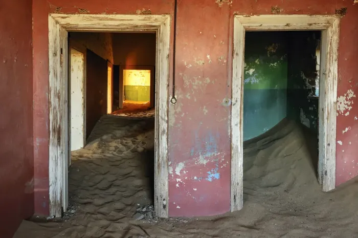 Stampa con cornice : Namibia. Kolmannskuppe, Città fantasma di Kolmanskop