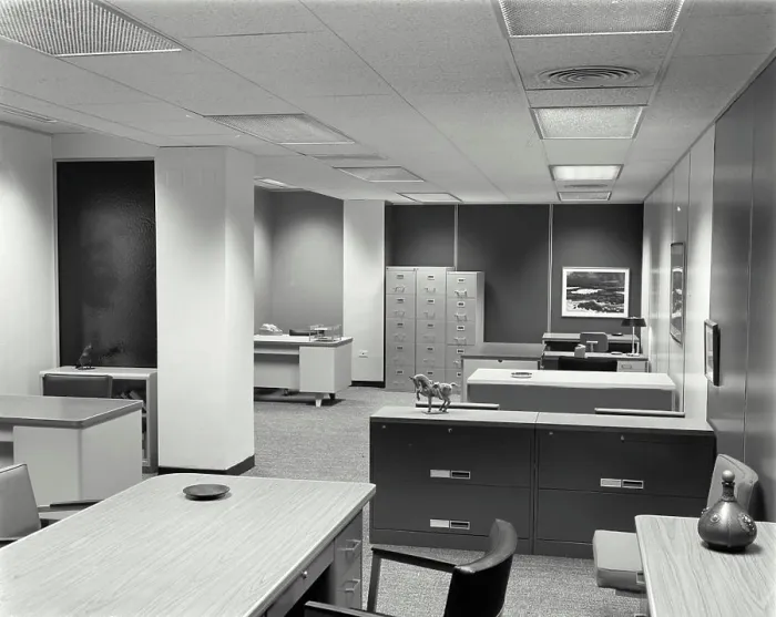 Stampa con cornice : Interno di un ufficio. Stampa con cornice : Interno di un ufficio.