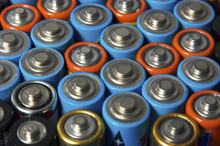 Stampa con cornice : Batteries Stampa con cornice : Batteries