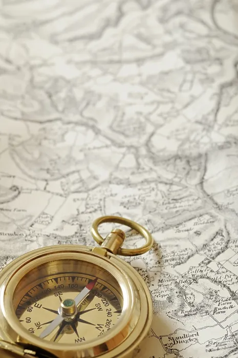 Stampa con cornice : Bussola e Mappa. Stampa con cornice : Bussola e Mappa.