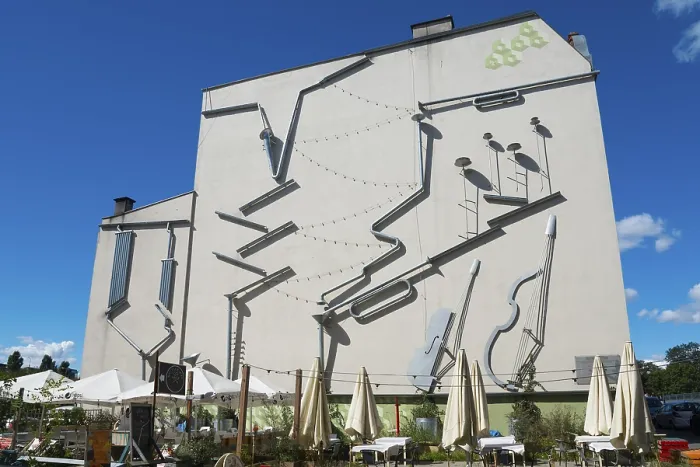Stampa con cornice : Facciata di un edificio con ampie dimensioni. Stampa con cornice : Facciata di un edificio con ampie dimensioni.