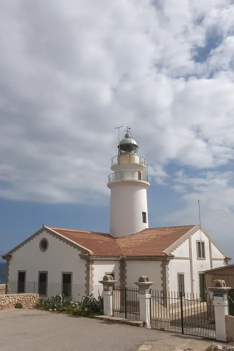 Stampa con cornice : Faro di Capdepera, scogli.