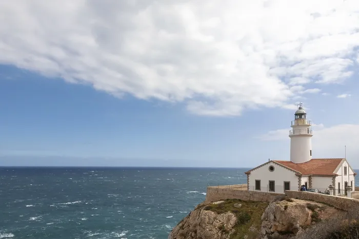 Stampa con cornice : Faro di Capdepera, scogli. Stampa con cornice : Faro di Capdepera, scogli.
