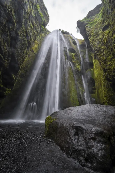 Stampa con cornice : Gljufrabui Waterfall
