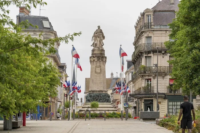Stampa con cornice : Impressione di Troyes.