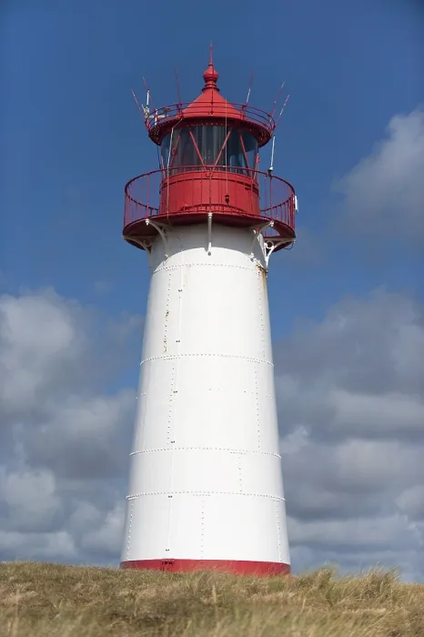 Stampa con cornice : Faro con cielo azzurro ad Ellenbogen. Stampa con cornice : Faro con cielo azzurro ad Ellenbogen.