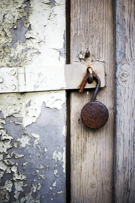 Stampa con cornice : 'Chiave sulla porta logora'.