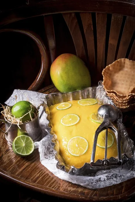 Stampa con cornice : Ghiaccio di mango e lime. Stampa con cornice : Ghiaccio di mango e lime.