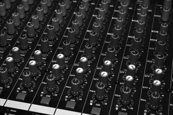 Stampa con cornice : Console di miscelazione Stampa con cornice : Console di miscelazione