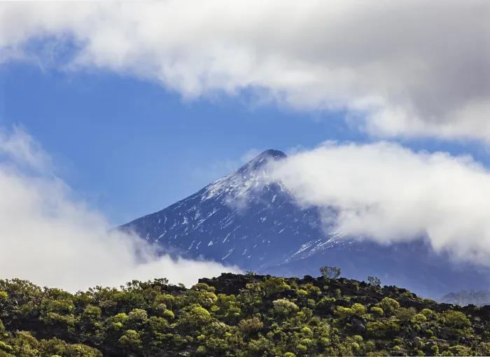 Stampa con cornice : Escursione in montagna a Risco Blanco, vista al Monte Teide. Stampa con cornice : Escursione in montagna a Risco Blanco, vista al Monte Teide.