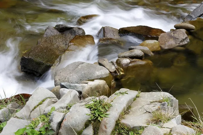 Stampa con cornice : Fiume di montagna Stampa con cornice : Fiume di montagna