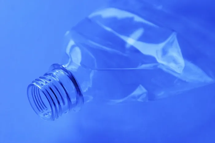 Stampa con cornice : Bottiglia di plastica Stampa con cornice : Bottiglia di plastica