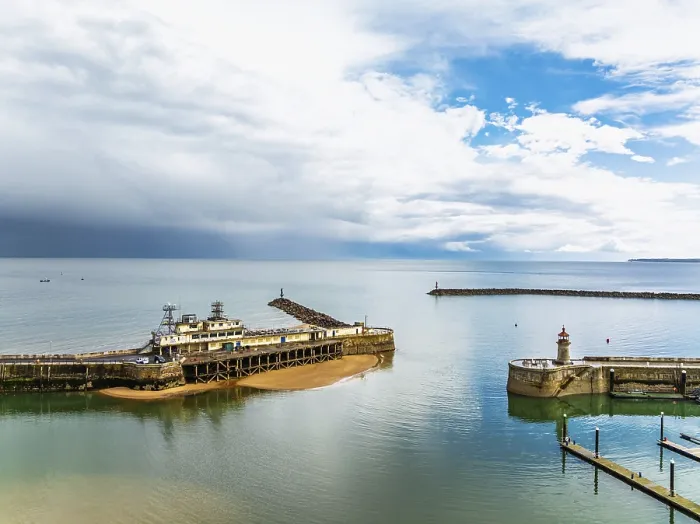 Stampa con cornice : Il porto di Ramsgate da un drone, Ramsgate. Stampa con cornice : Il porto di Ramsgate da un drone, Ramsgate.