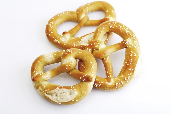 Stampa con cornice : Tre pretzel. Stampa con cornice : Tre pretzel.