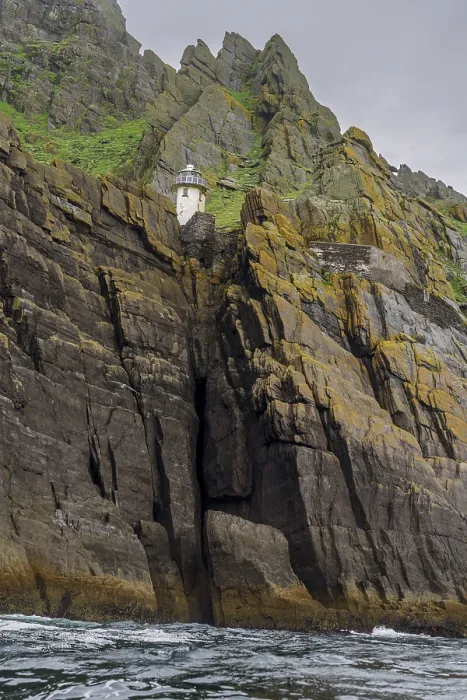Stampa con cornice : Faro di Skellig Michael Inferiore Stampa con cornice : Faro di Skellig Michael Inferiore