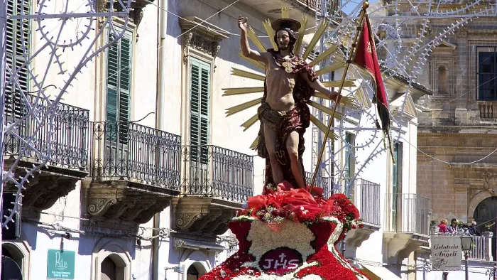 Stampa con cornice : Statua del Cristo Risorto
