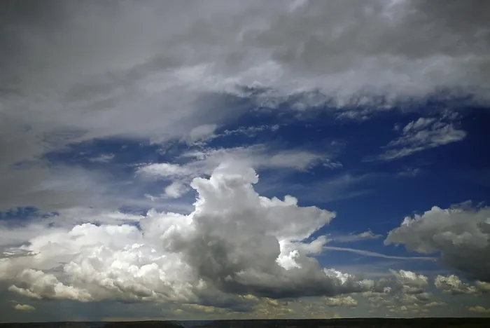Stampa con cornice : Nuvole tempestose.