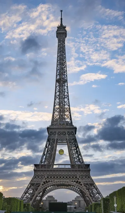 Stampa con cornice : Tramonto dietro la Torre Eiffel. Stampa con cornice : Tramonto dietro la Torre Eiffel.