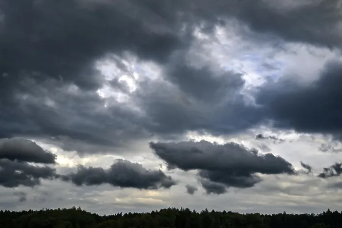 Stampa con cornice : Thunderclouds Stampa con cornice : Thunderclouds