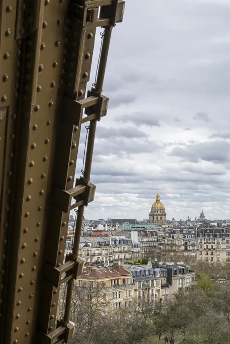 Stampa con cornice : La vista dalla Torre Eiffel all'Invalido. Stampa con cornice : La vista dalla Torre Eiffel all'Invalido.