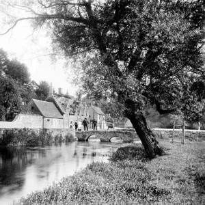 Bibury Village Print: A 1906 Photograph of the River and Arlington Row
