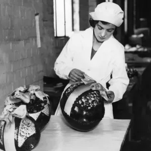 Chocolate Easter Egg Preparations Print, 3 February 1933 Chocolate Easter Egg Preparations Print, 3 February 1933