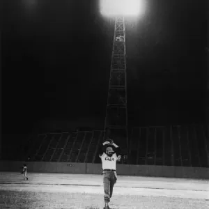 Fidel Castro on the Pitchers Mound Print