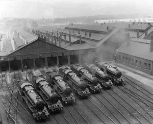 Sette locomotive del Re classi a Swindon, 1930