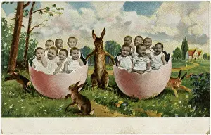 Large Family Portraits Stampe: Babies in broken eggshells