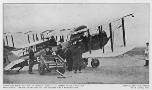 Vintage Airport Scenes UK Stampe: Baggage at Croydon