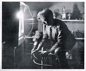 Early Television Technology Stampe: Baird Transmitting