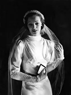 Fashionable Bride Stampe: The Blushing Bride