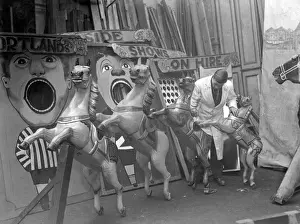 Vintage Fairground Rides Stampe: Carousel Maintenance
