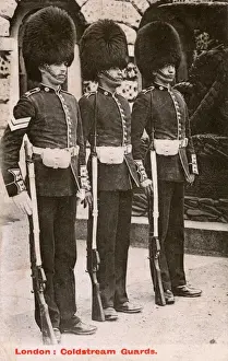Traditional Military Uniforms Stampe: Three Coldstream Guardsmen - London