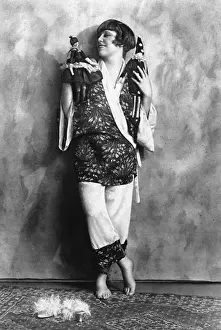 Vintage Fashion Designer Stampe: Dolly Tree