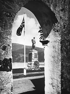 Scottish Politics History Stampe: EMBLEMS OF EMPIRE