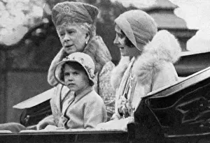 Queen Elizabeth II Childhood Stampe: Three generations of royalty