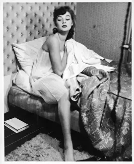Morning Routine Stampe: Getting out of Bed 1950S