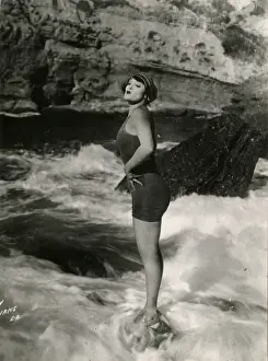 Woman In The Sea Stampe: (insert)