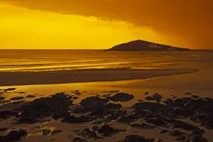 Serene Coastal Landscape Photography Stampe: (insert)