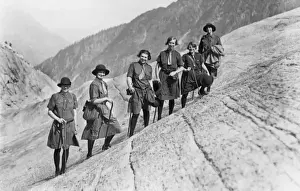 Vintage Mountain Scenery Stampe: (insert)