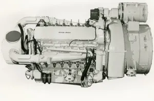 Motore industriale a 9 cilindri Napier Deltic.
