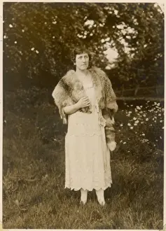 Haunted Houses In England Stampe: Mabel Smith